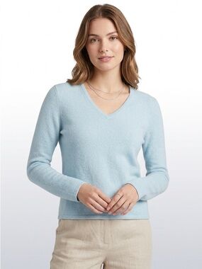 Sarah Spencer Powder Blue V-Neck Rabbit Hair Blend Sweater Size Medium